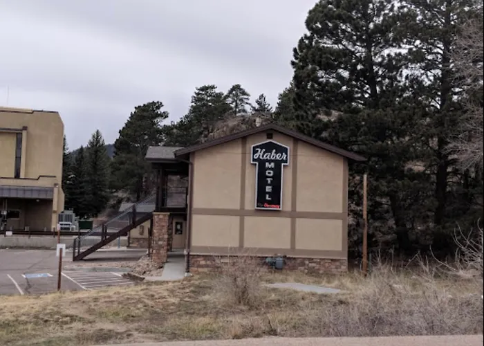 The Haber Motel